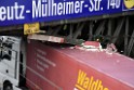 LKW blieb unter Bruecke haengen Koeln Deutz Opladenerstr Deutz Muelheimerstr P059